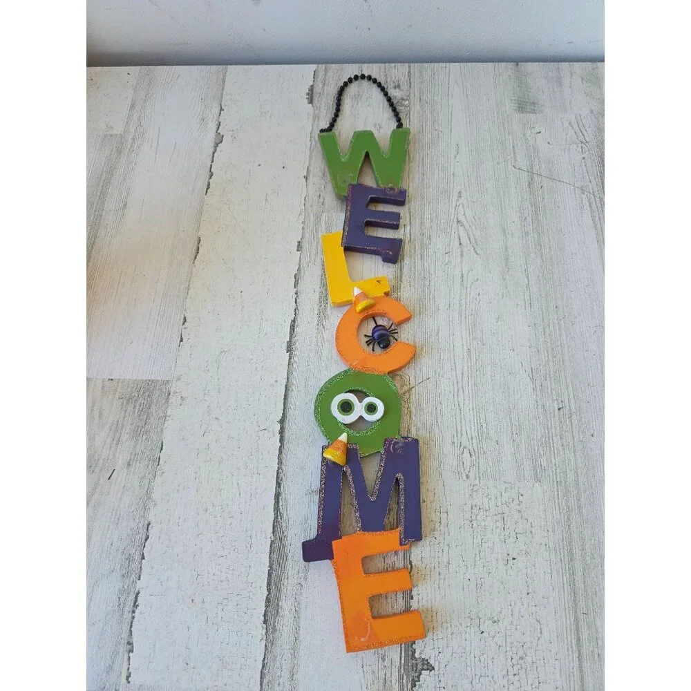 Wooden‎ welcome Halloween candy corn spider home decor